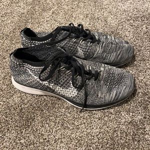 Nike Flyknit Racer
